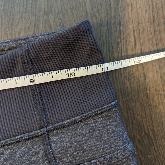 EUC Lululemon bootcut pants - Picture 5 of 7